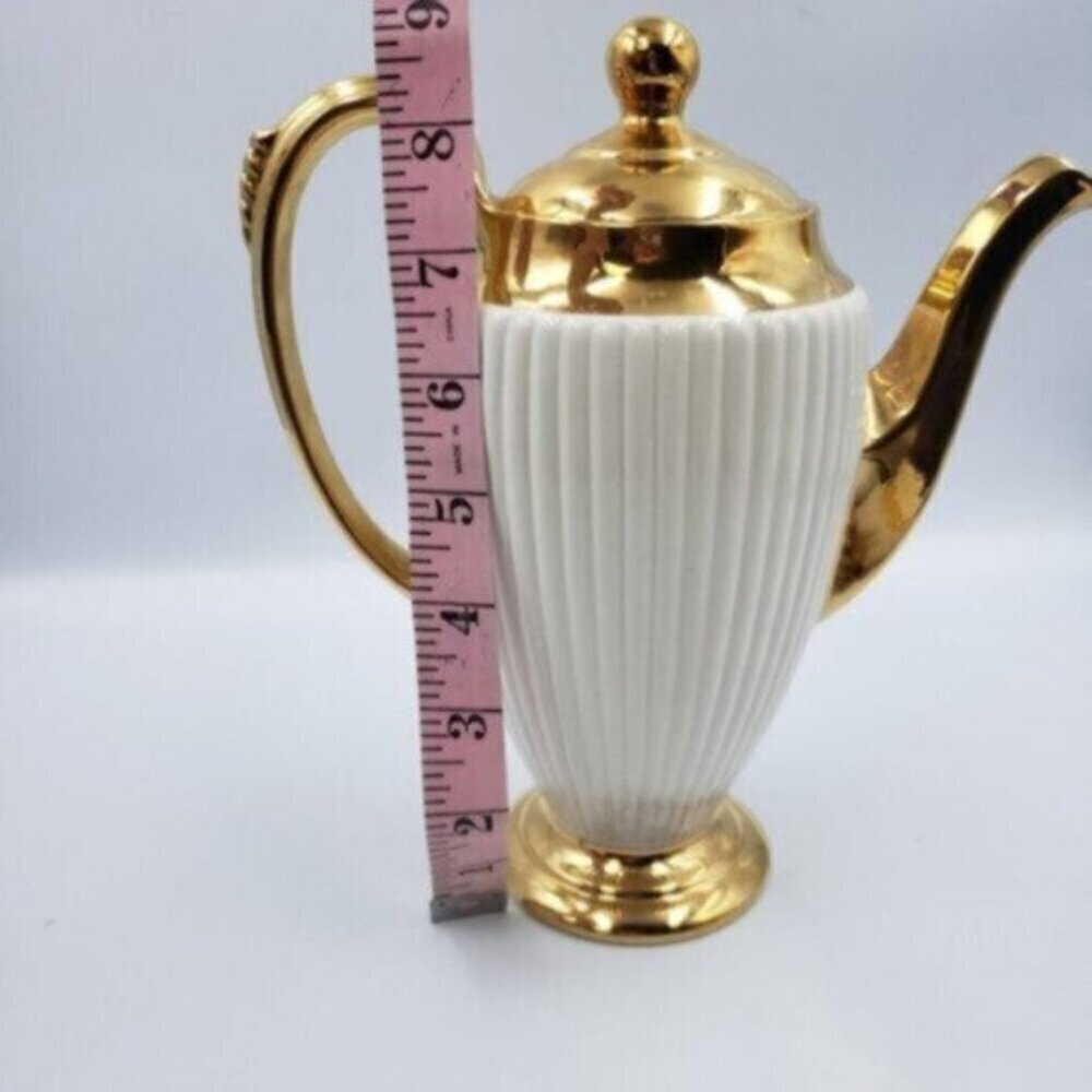 Vintage Royal Winton Grimwades Ceramic White Golden Trim Ribbed Coffee Pot - Picture 13 of 14